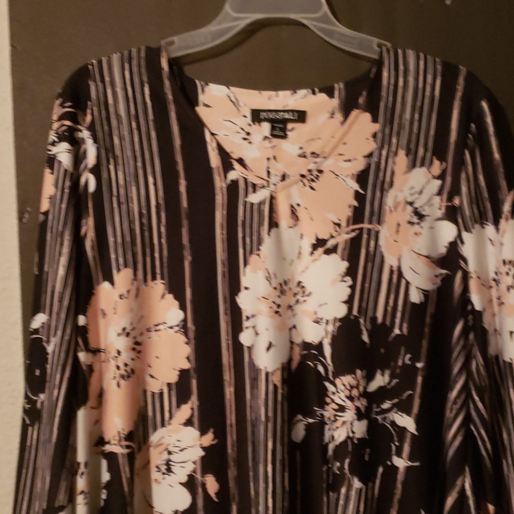 Women blouse